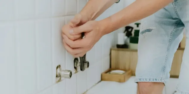 Three Times to Leave Plumbing Replacement Projects to the Pros